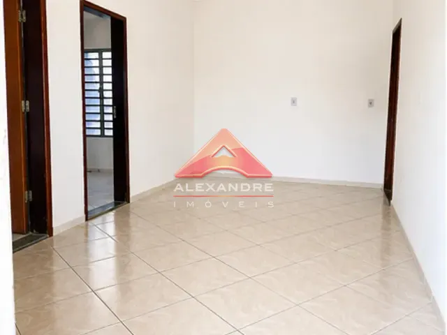 Casa com 683m² 2 quartos e 2 banheiros, à venda, no bairro Parque Nova Esperança em São José dos Campos