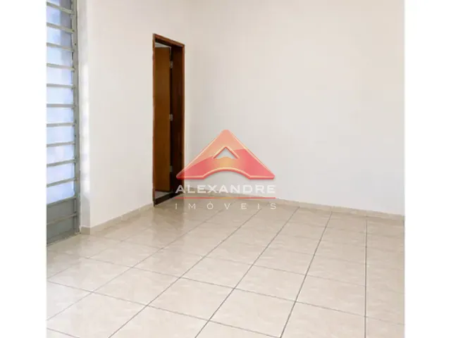 Casa com 683m² 2 quartos e 2 banheiros, à venda, no bairro Parque Nova Esperança em São José dos Campos
