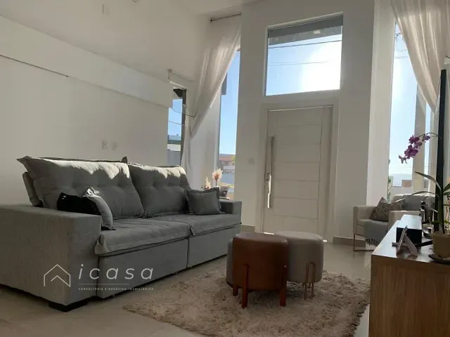 Casa com 250m² 3 quartos e 5 banheiros, à venda, no bairro Reserva do Vale em Caçapava