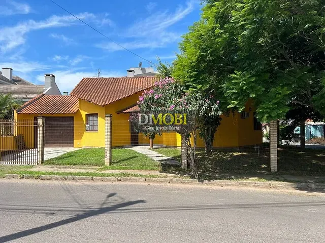Casa com 270m² 3 quartos e 2 banheiros, à venda, no bairro Parque da Matriz em Cachoeirinha