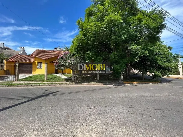 Casa com 270m² 3 quartos e 2 banheiros, à venda, no bairro Parque da Matriz em Cachoeirinha