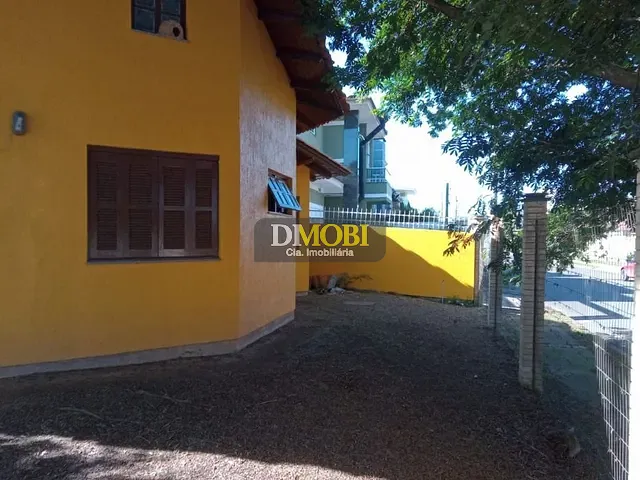 Casa com 270m² 3 quartos e 2 banheiros, à venda, no bairro Parque da Matriz em Cachoeirinha