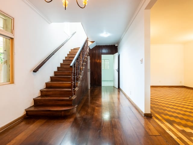 Foto do Casa - Casa tipo para venda em Planalto Paulista com 3 quartos, sendo 1 suíte, 200m² | Lares e Andares Imóveis