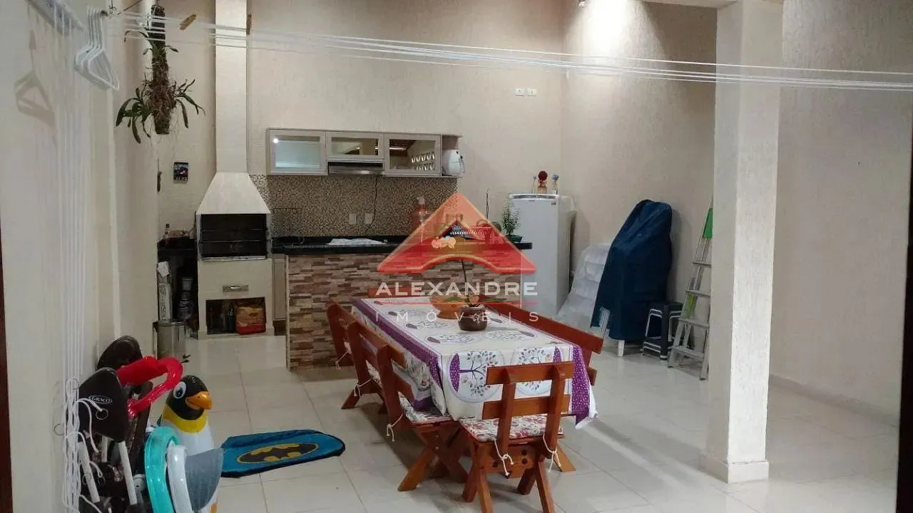 Casa, 4 quartos, 156 m² - Foto 4