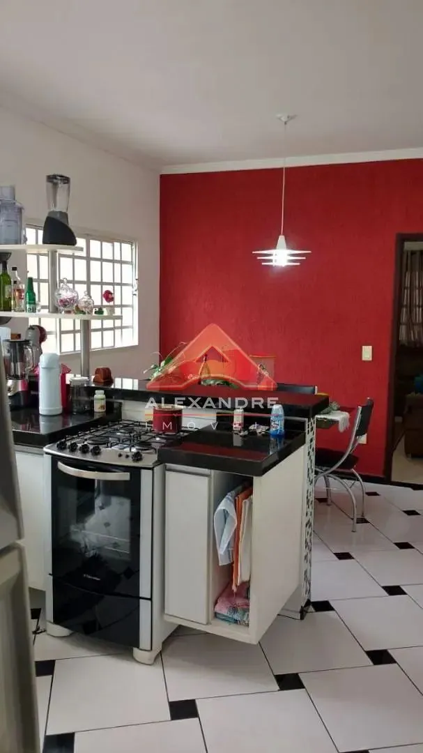 Casa, 4 quartos, 156 m² - Foto 2