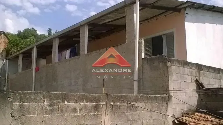 Casa, 5 quartos, 142 m² - Foto 2