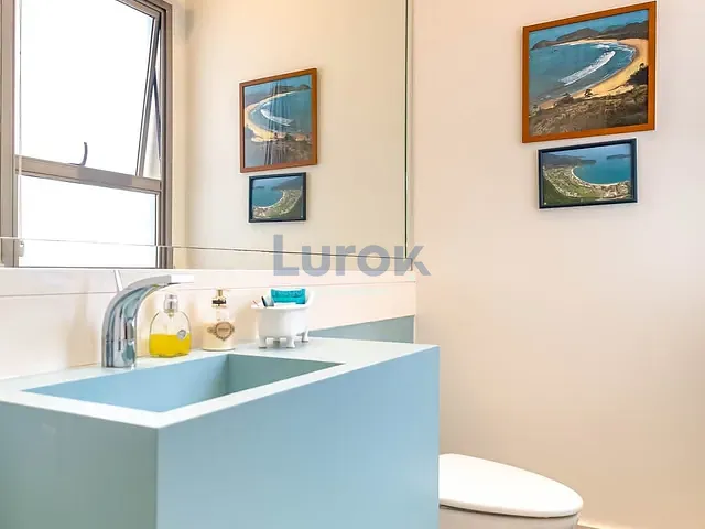 Casa com 800m² 8 quartos e 10 banheiros, à venda, no bairro Tabatinga em Caraguatatuba