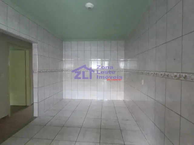 Casa com 110m² 3 quartos e 2 banheiros, para alugar, no bairro Parque São Rafael em São Paulo