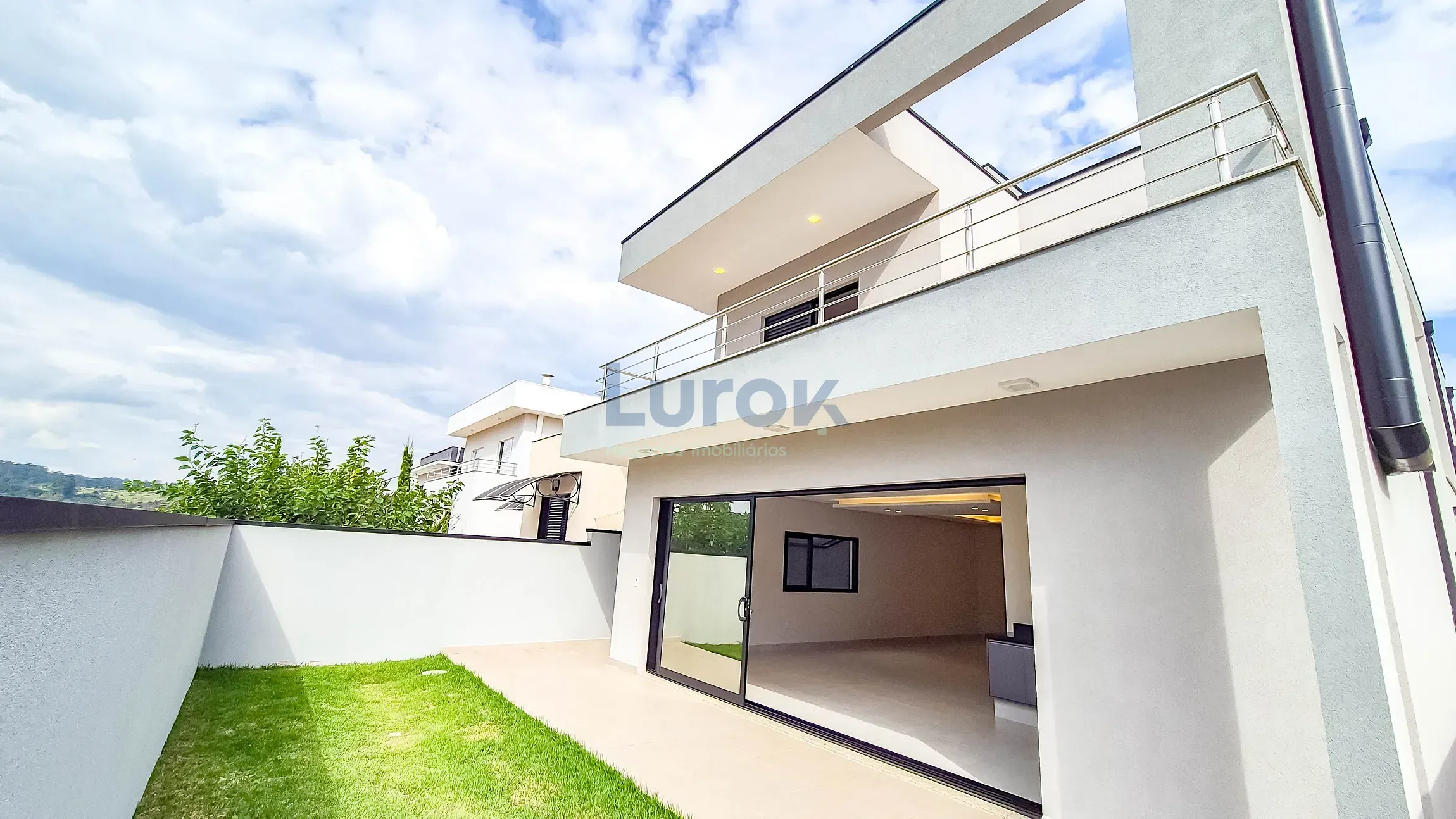 Casa, 3 quartos, 225 m² - Foto 1