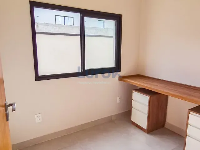 Casa com 308m² 3 quartos e 4 banheiros, à venda, no bairro Pinheiro em Valinhos
