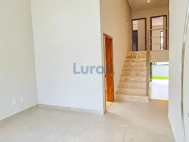 Casa com 308m² 3 quartos e 4 banheiros, à venda, no bairro Pinheiro em Valinhos