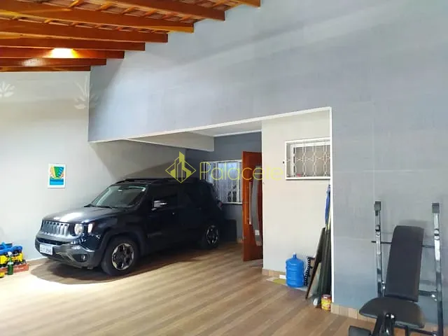 Casa com 250m² 3 quartos e 2 banheiros, à venda, no bairro Residencial e Comercial Jardim Yassuda em Pindamonhangaba