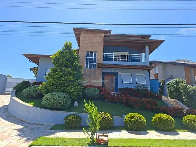 Casa com 1000m² 3 quartos e 6 banheiros, à venda, no bairro Pinheiro em Valinhos