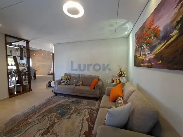 Casa com 1000m² 3 quartos e 6 banheiros, à venda, no bairro Pinheiro em Valinhos