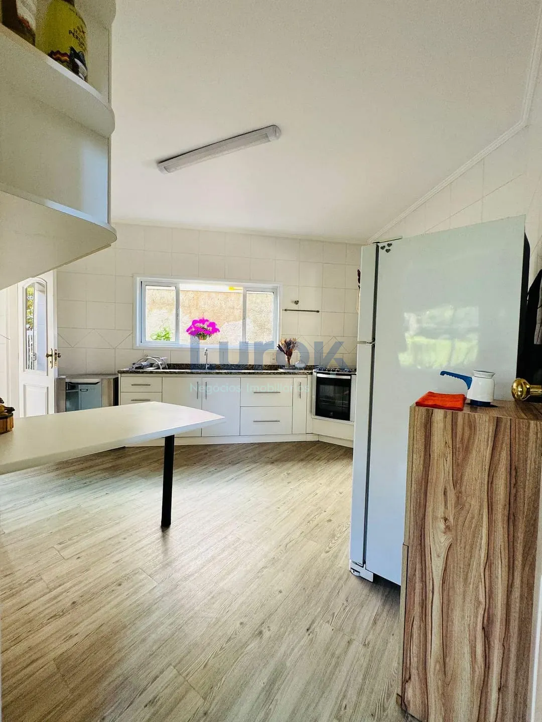 Casa, 3 quartos, 244 m² - Foto 10