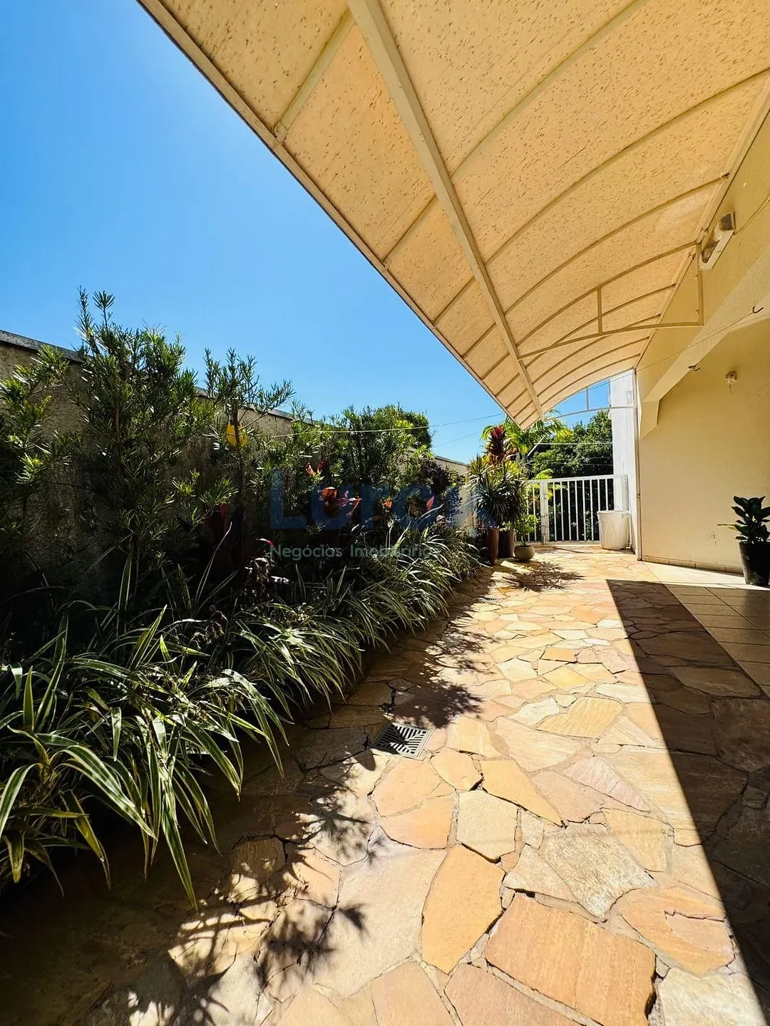 Casa, 3 quartos, 244 m² - Foto 36