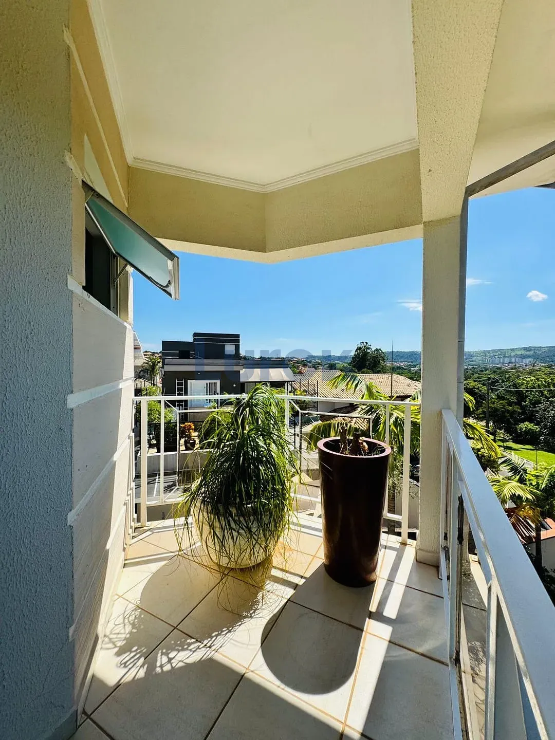 Casa, 3 quartos, 244 m² - Foto 2