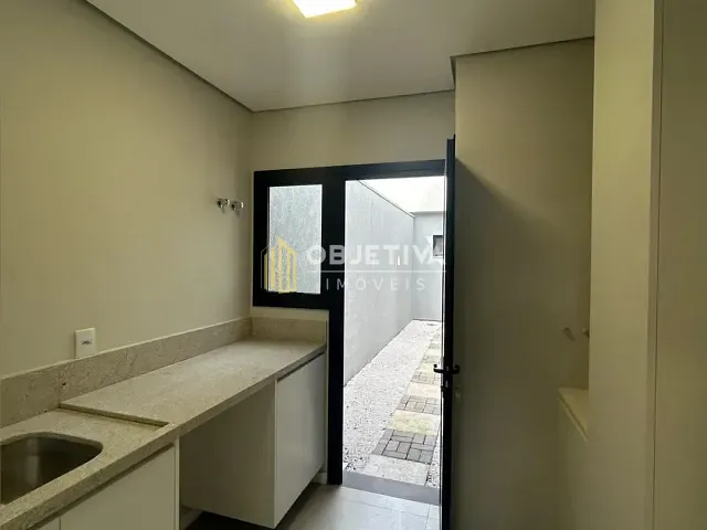 Casa 3 quartos e 2 banheiros, à venda, no bairro São José em Canoas