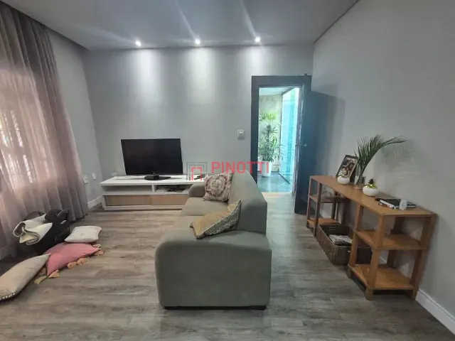 Casa 3 quartos e 2 banheiros, à venda, no bairro Vila Mussolini em São Bernardo do Campo