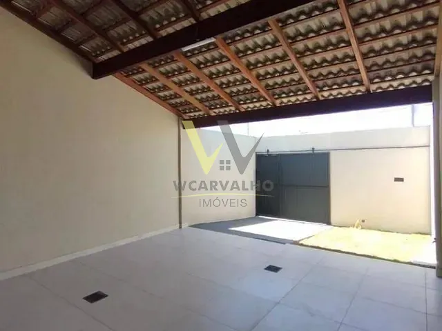 Casa com 150m² 2 quartos e 2 banheiros, à venda, no bairro Santos Dumont em Anápolis