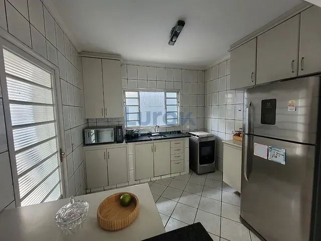 Casa com 250m² 3 quartos e 3 banheiros, à venda, no bairro Loteamento Residencial Santa Gertrudes em Valinhos
