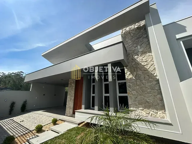 Casa 3 quartos e 4 banheiros, à venda, no bairro São José em Canoas
