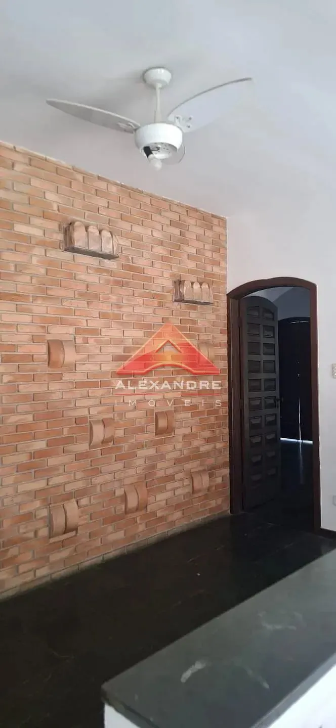 Casa, 3 quartos, 247 m² - Foto 8