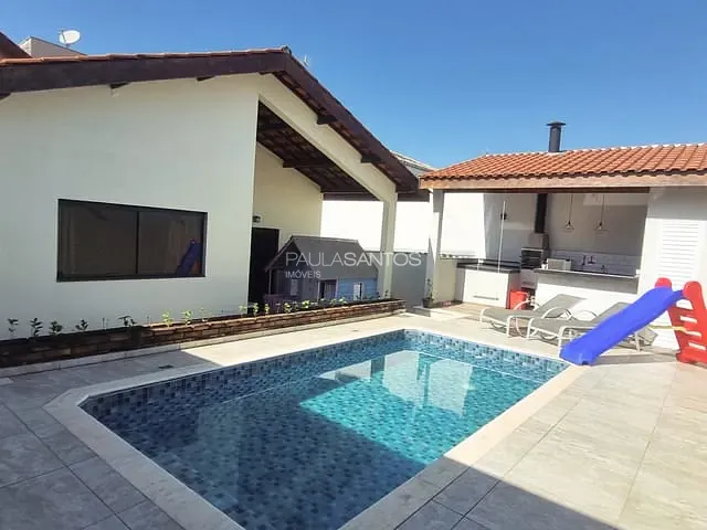 Casa com 300m² 3 quartos e 4 banheiros, à venda, no bairro Zona Industrial em Sorocaba