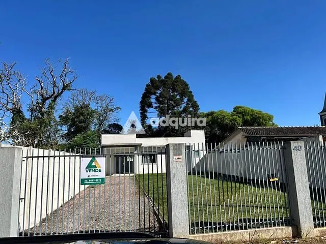 Casa com 339m² 3 quartos e 2 banheiros, à venda, no bairro Oficinas em Ponta Grossa