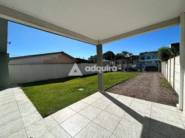 Casa com 339m² 3 quartos e 2 banheiros, à venda, no bairro Oficinas em Ponta Grossa