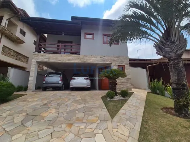 Casa com 330m² 3 quartos e 4 banheiros, à venda, no bairro Santa Cruz em Valinhos