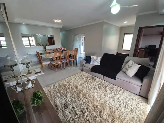 Casa com 330m² 3 quartos e 4 banheiros, à venda, no bairro Santa Cruz em Valinhos