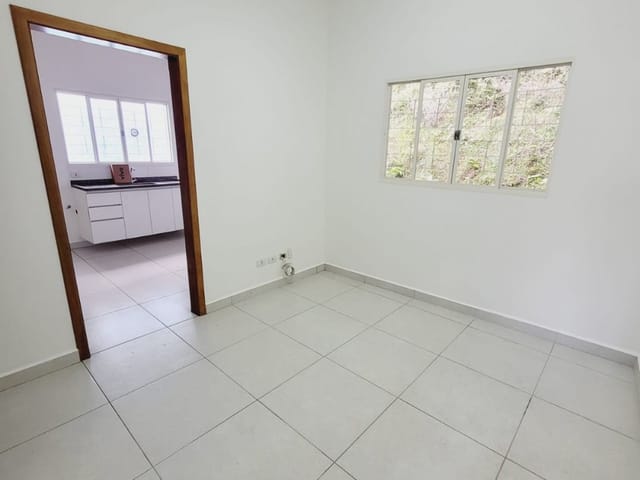 Foto do Casa - Casa com 1 dormitório para alugar, 60 m² por R$ 1.217,00/mês - Jardim Imperial - Atibaia/SP | Lopes&Paolillo Consultoria de Imóveis