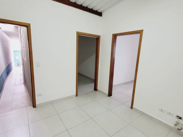 Foto do Casa - Casa com 1 dormitório para alugar, 60 m² por R$ 1.217,00/mês - Jardim Imperial - Atibaia/SP | Lopes&Paolillo Consultoria de Imóveis