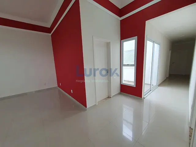 Casa com 323m² 3 quartos e 5 banheiros, à venda, no bairro Roncáglia em Valinhos