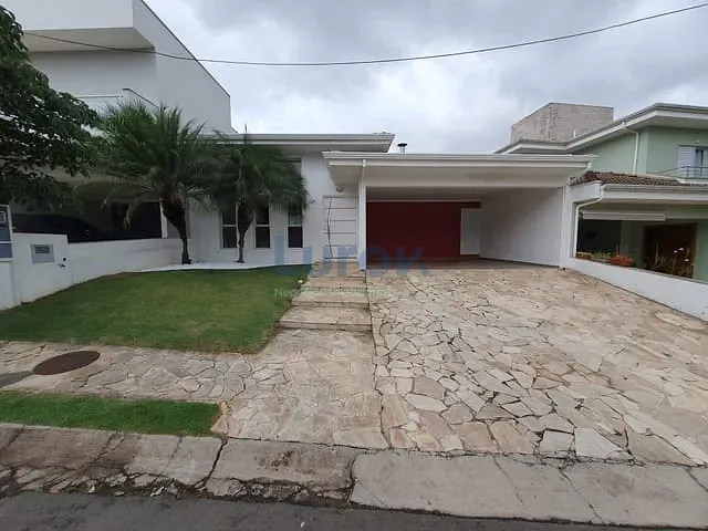 Casa com 323m² 3 quartos e 5 banheiros, à venda, no bairro Roncáglia em Valinhos