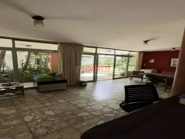 Casa 1 quarto e 6 banheiros, para alugar, no bairro Centro em São Bernardo do Campo