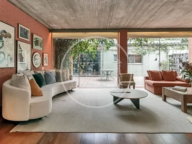 Casa com 450m² 4 quartos e 1 banheiro, à venda, no bairro Alto de Pinheiros em São Paulo