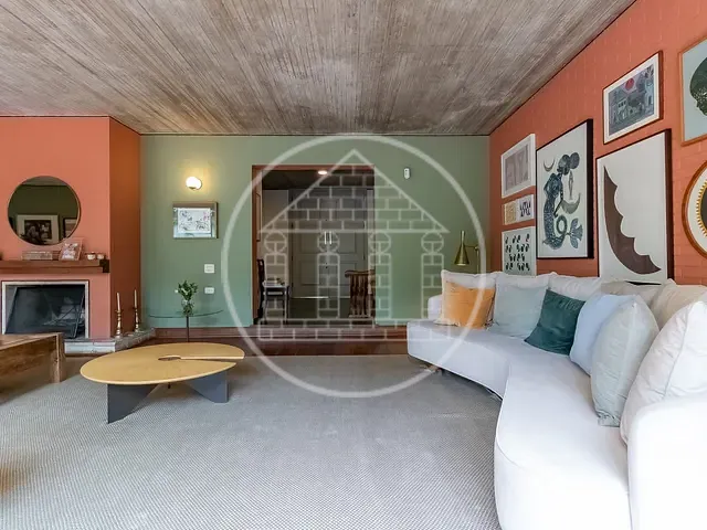 Casa com 450m² 4 quartos e 1 banheiro, à venda, no bairro Alto de Pinheiros em São Paulo