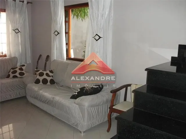 Casa com 150m² 3 quartos e 2 banheiros, à venda, no bairro Jardim Valparaíba em São José Dos Campos