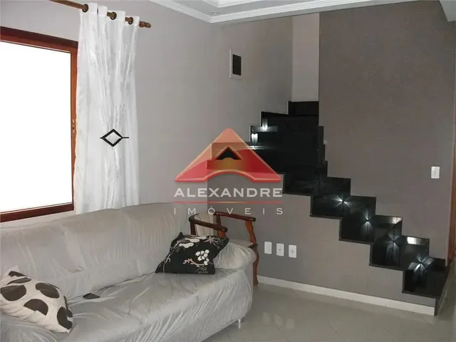 Casa com 150m² 3 quartos e 2 banheiros, à venda, no bairro Jardim Valparaíba em São José Dos Campos