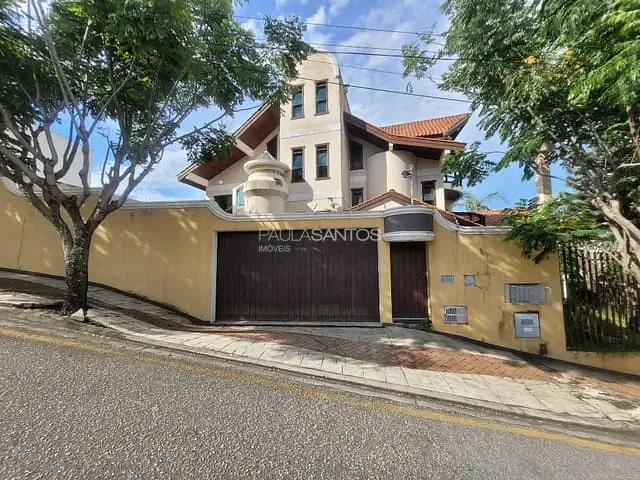 Casa com 643m² 5 quartos e 4 banheiros, à venda ou para alugar, no bairro Jardim Eltonville em Sorocaba