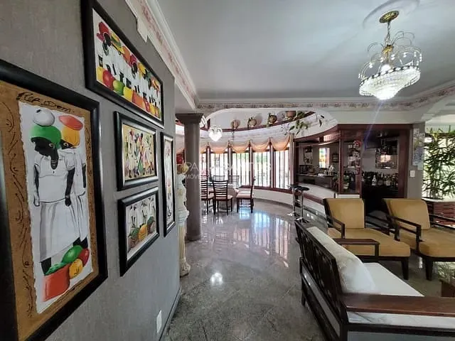 Casa com 643m² 5 quartos e 4 banheiros, à venda ou para alugar, no bairro Jardim Eltonville em Sorocaba