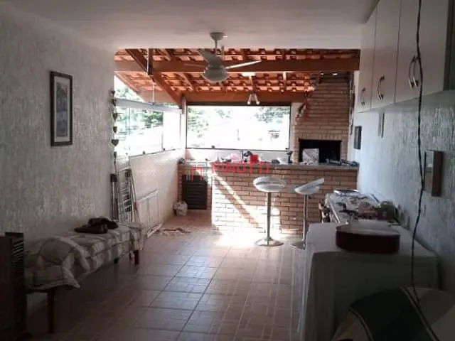 Casa 3 quartos e 2 banheiros, à venda, no bairro Jardim Hollywood em São Bernardo do Campo
