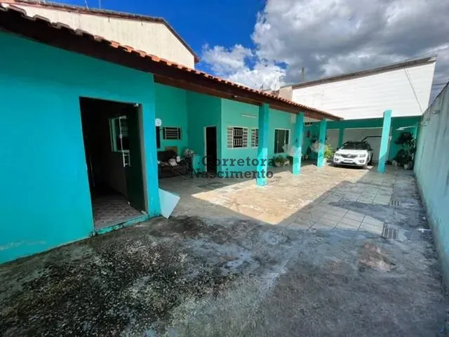 Casa com 380m² 3 quartos e 3 banheiros, à venda, no bairro Jardim Santa Maria em Jacareí