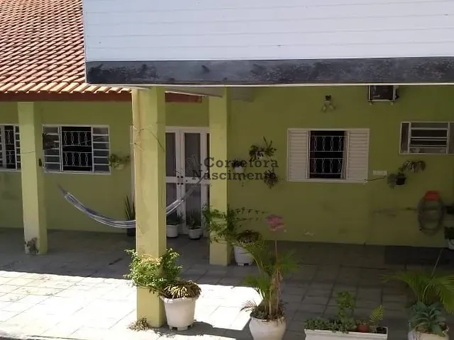 Casa com 380m² 3 quartos e 3 banheiros, à venda, no bairro Jardim Santa Maria em Jacareí