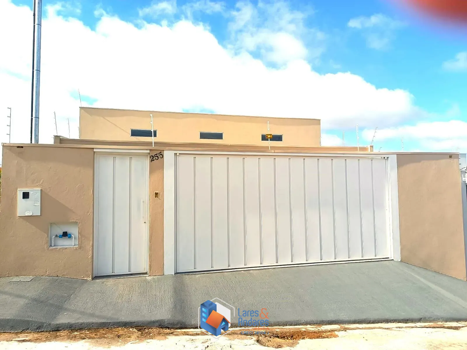 Casa, 3 quartos, 190 m² - Foto 1
