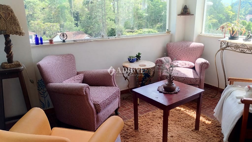 Casa à venda com 4 quartos, 132m² - Foto 10