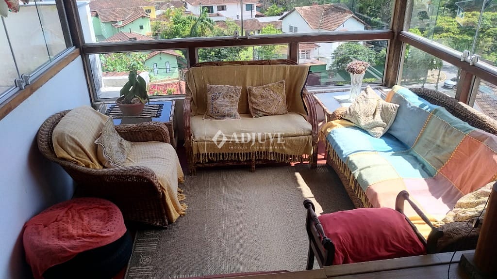Casa à venda com 4 quartos, 132m² - Foto 15