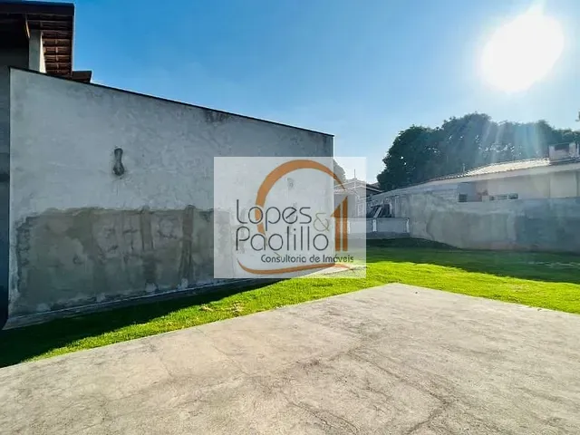 Casa com 1243m² 4 quartos e 8 banheiros, à venda, no bairro Jardim Siriema em Atibaia
